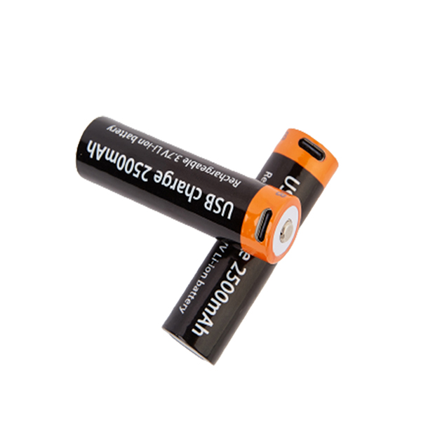 18650 USB Rechargeable Lithium Battery